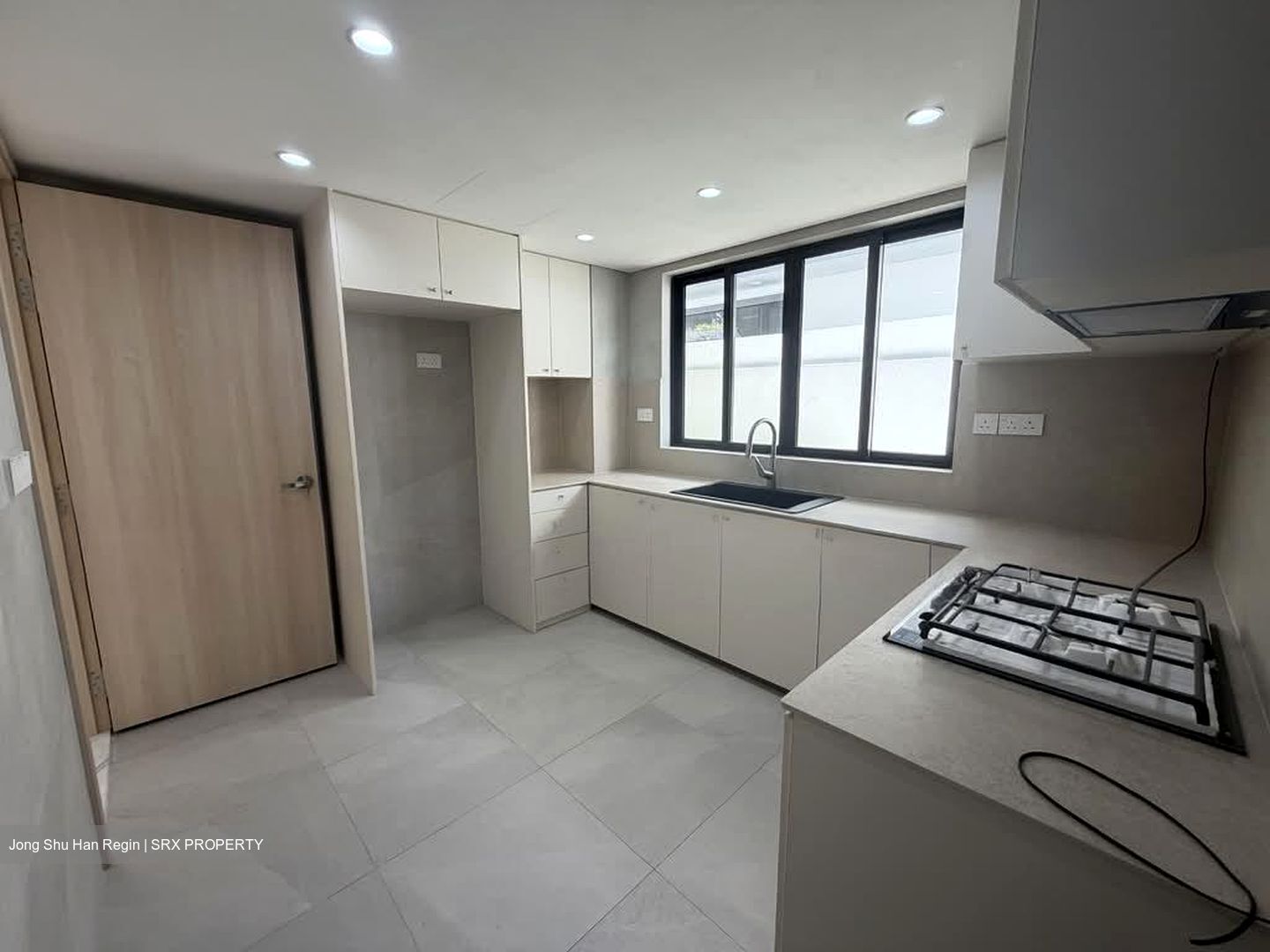 Lucky Hills (D16), Terrace #536779861
